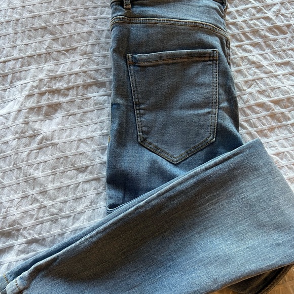 Zara jeans - Picture 5 of 6